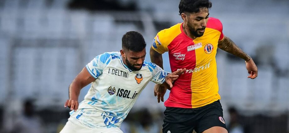 সুযোগ নষ্টের মাশুল: গোয়ার বিরুদ্ধে গোলশূন্য ড্র করে মাঠ ছাড়ল ইস্টবেঙ্গল