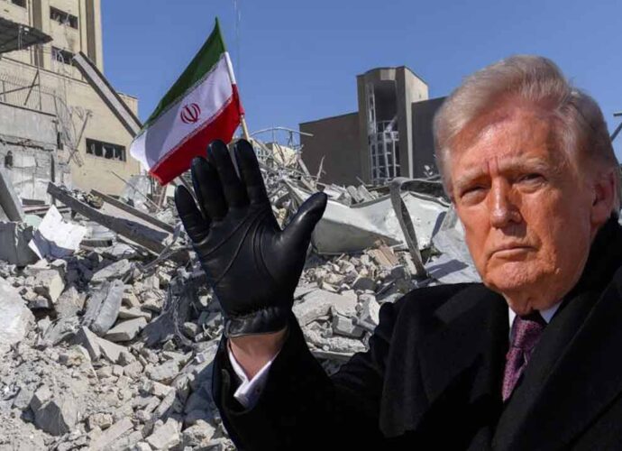 ইরান-আমেরিকা সংঘাত: বিদ্যুৎকেন্দ্রে হামলা আপাতত স্থগিত, ‘ফলপ্রসূ’ আলোচনার দাবি ট্রাম্পের