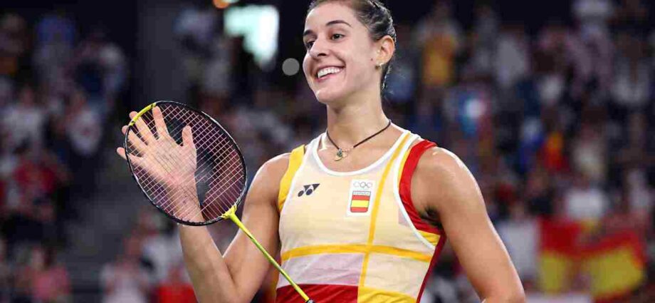 ব্যাডমিন্টন কোর্টকে বিদায় জানালেন ক্যারোলিনা মারিন: চোটের কারণেই অবসরের সিদ্ধান্ত স্প্যানিশ তারকার