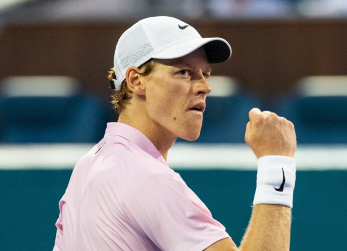 অপ্রতিরোধ্য ইয়ানিক সিনার: সাম্প্রাসকে টপকে এখন জোকোভিচ-ফেডেরারের রেকর্ডের লক্ষ্যে