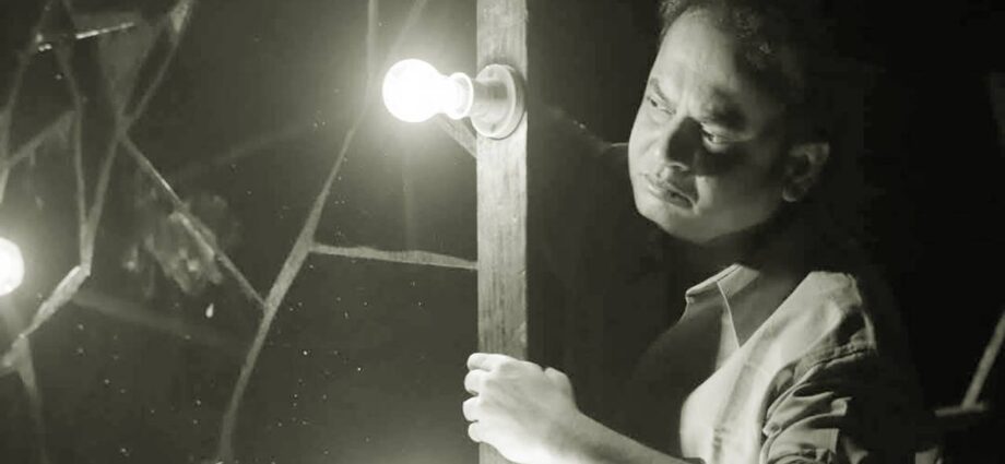 রাহুলের মৃত্যু কি নিছক দুর্ঘটনা নাকি চিত্রনাট্যের অংশ? তালসারি কাণ্ডে ঘনীভূত হচ্ছে রহস্য, পদত্যাগ করছেন লীনা