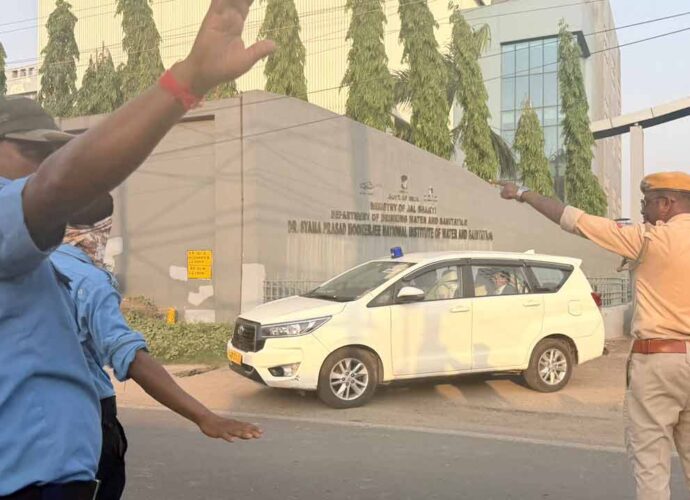 ভোটার তালিকায় নাম ফেরানোর প্রক্রিয়া শুরু: জোকার এসআইআর ট্রাইব্যুনালে পুরোদমে বিচারকার্য