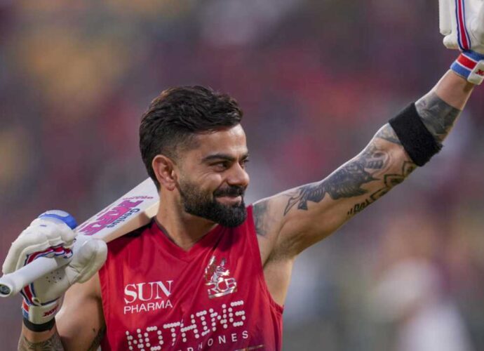 পরিবেশ রক্ষায় নীল-কালো ছেড়ে এবার ‘সবুজ’ জার্সিতে কোহলিরা: দিল্লির বিরুদ্ধে বিশেষ লক্ষ্যে আরসিবি