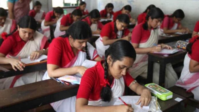 ভোট মিটতেই মাধ্যমিকের ফলপ্রকাশ: ৮ মে প্রকাশিত হচ্ছে ফলাফল, প্রস্তুত হচ্ছে সাড়ে ৯ লক্ষ পরীক্ষার্থীর মার্কশিট