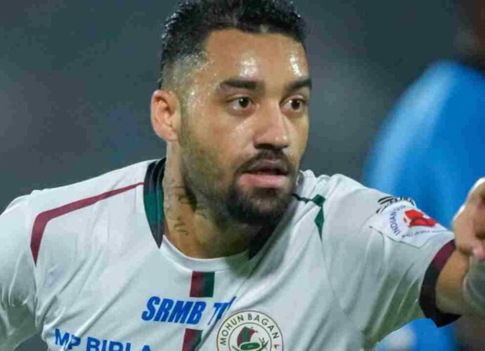 দুর্যোগপূর্ণ আবহাওয়া ও মাঠের প্রতিকূলতা জয়, নর্থইস্টকে হারিয়ে ফের আইএসএলের শীর্ষে মোহনবাগান