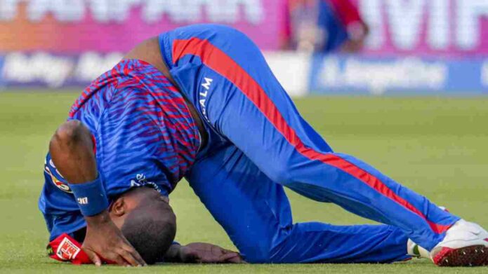 মাঠে ক্যাচ ধরতে গিয়ে মাথায় গুরুতর চোট, হাসপাতালে ভর্তি দিল্লি ক্যাপিটালসের পেসার এনগিডি