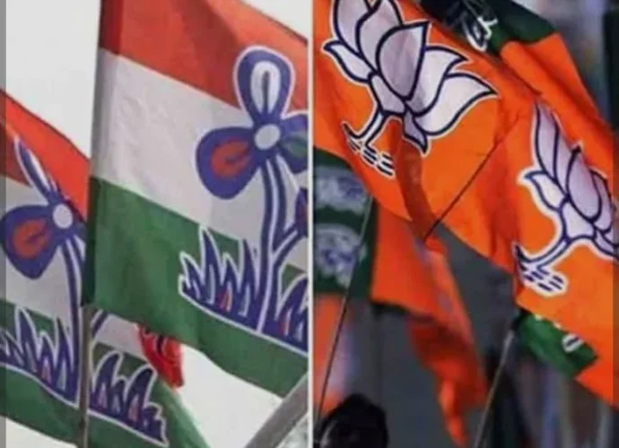 পশ্চিমবঙ্গ বিধানসভা নির্বাচন: জনমত সমীক্ষায় হাড্ডাহাড্ডি লড়াইয়ের ইঙ্গিত, নজরে মুসলিম ভোট ও জোট সমীকরণ