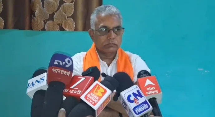 কেন্দ্রীয় বাহিনী দিয়ে শুধু হবে না, দুষ্কৃতীদের গ্রেফতার চাই: খড়্গপুরে চা-চক্রে সরব দিলীপ ঘোষ