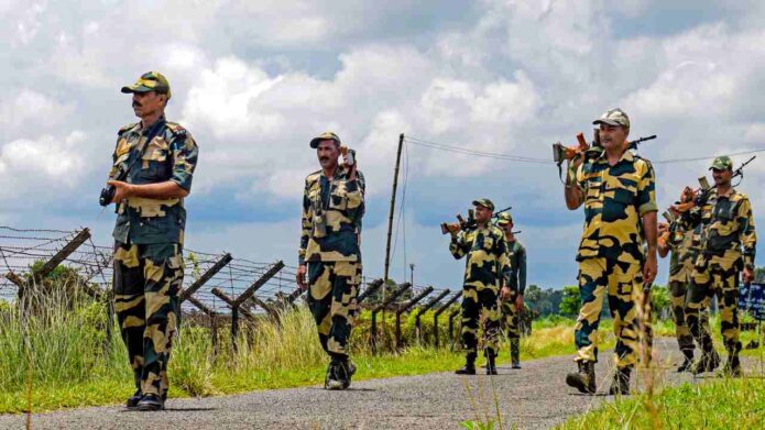 পশ্চিমবঙ্গে অবৈধবাসী বিতাড়ণের প্রেক্ষাপটে ভারত-বাংলাদেশ সীমান্ত বাহিনী বসছে সর্বোচ্চ স্তরের বৈঠকে! নজরে কী কী? পশ্চিমবঙ্গে অবৈধবাসী বিতাড়ণের প্রেক্ষাপটে ভারত-বাংলাদেশ সীমান্ত বাহিনী বসছে সর্বোচ্চ স্তরের বৈঠকে! নজরে কী কী?