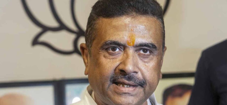 ভবানীপুরে হাড্ডাহাড্ডি লড়াইয়ের ইঙ্গিত: ‘মমতা কেবল একটি ওয়ার্ডেই লিড পাবেন’, দাবি শুভেন্দুর