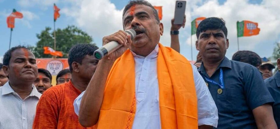 রাজ্যে পালাবদল: মুখ্যমন্ত্রী হিসেবে প্রথম ভাষণেই আরজি কর ও সন্দেশখালি নিয়ে কড়া পদক্ষেপের হুঁশিয়ারি শুভেন্দুর
