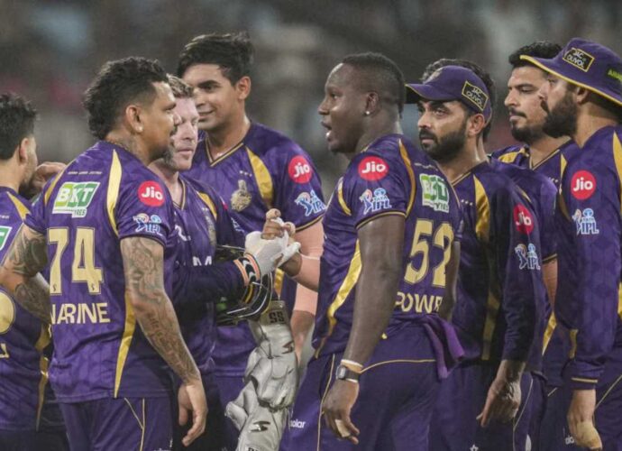 আইপিএলে কেকেআরের জয়রথ অব্যাহত: কোটলায় দিল্লিকে চুরমার করে প্লে-অফের লড়াইয়ে রাহানে-বাহিনী আইপিএলে কেকেআরের জয়রথ অব্যাহত: কোটলায় দিল্লিকে চুরমার করে প্লে-অফের লড়াইয়ে রাহানে-বাহিনী