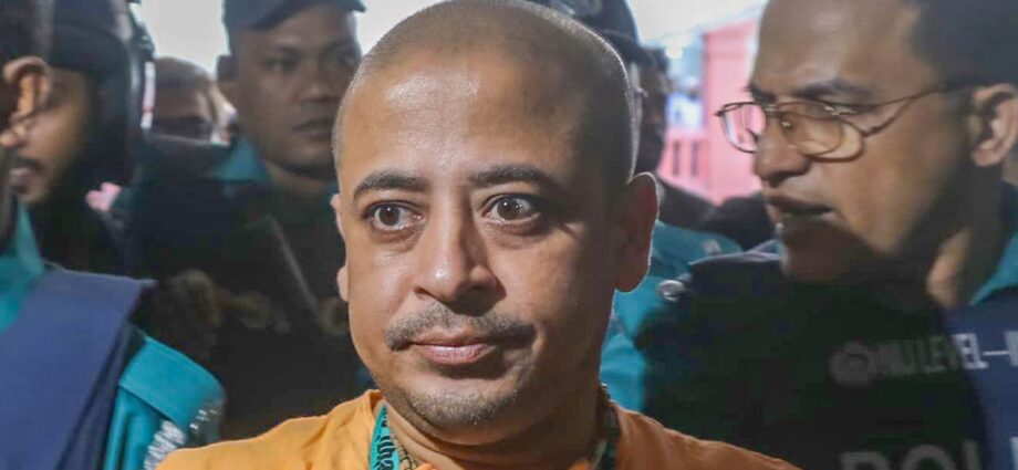 বাংলাদেশে আইনজীবী হত্যা মামলা: চিন্ময়কৃষ্ণের জামিনের আবেদন খারিজ করল হাই কোর্ট