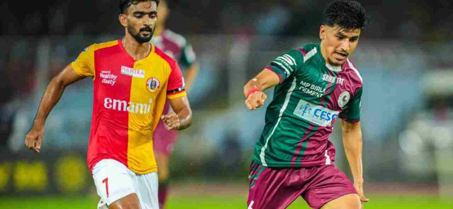 কামিংসের শেষ মুহূর্তের গোলে ডার্বি ড্র, স্বপ্নভঙ্গ এড়ালেও আইএসএল ট্রফির অঙ্কে সুবিধাজনক জায়গায় ইস্টবেঙ্গল