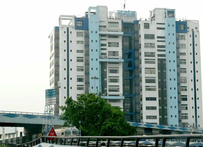 অবসরপ্রাপ্ত সরকারি কর্মীদের চুক্তিভিত্তিক নিয়োগের বিজ্ঞপ্তি প্রকাশ করল রাজ্য অবসরপ্রাপ্ত সরকারি কর্মীদের চুক্তিভিত্তিক নিয়োগের বিজ্ঞপ্তি প্রকাশ করল রাজ্য