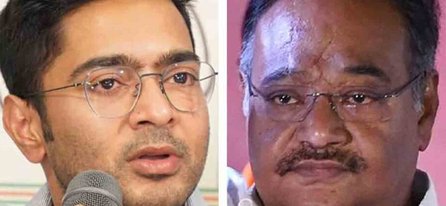 ‘এ বার একটু আন্দোলন করুন, তা হলে ঠিকঠাক লাগবে’, ফলতা পুনর্নির্বাচনের দিনেও অভিষেককে খোঁচা শমীকের ‘এ বার একটু আন্দোলন করুন, তা হলে ঠিকঠাক লাগবে’, ফলতা পুনর্নির্বাচনের দিনেও অভিষেককে খোঁচা শমীকের