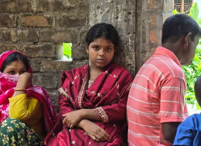 তৃণমূল উধাও, সক্রিয় পুলিশ! রাজ্যে পালাবদল হতেই ছ’মাস আগের ছবি আমূল বদলে গেল বাংলাদেশ সীমান্তের হাকিমপুরে
