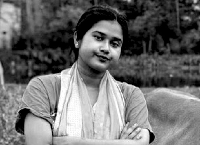 ২৪ ঘণ্টা আগেও পোষ্যের সঙ্গে আদুরে ভিডিয়ো পোস্ট, মগরায় আকস্মিক মৃত্যু নেটপ্রভাবী সায়নী চক্রবর্তীর ২৪ ঘণ্টা আগেও পোষ্যের সঙ্গে আদুরে ভিডিয়ো পোস্ট, মগরায় আকস্মিক মৃত্যু নেটপ্রভাবী সায়নী চক্রবর্তীর