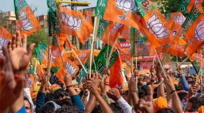 বাঁকুড়ায় তৃণমূলের মহাপ্রলয়: ১২-০ ব্যবধানে সবকটি আসন দখল করে জেলাজুড়ে পদ্ম ঝড়