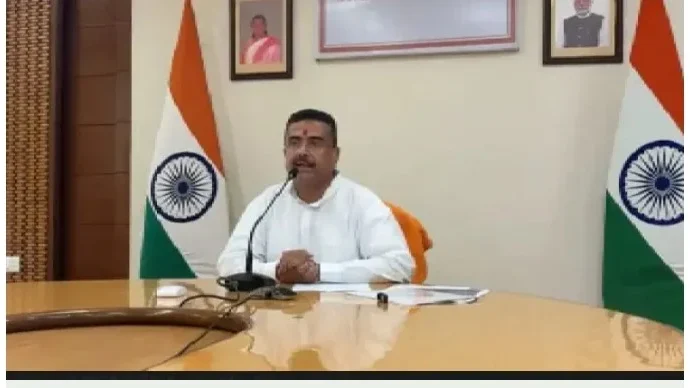 প্রশাসনিক স্বচ্ছতায় বড় পদক্ষেপ: দুর্নীতিগ্রস্ত আধিকারিকদের বিরুদ্ধে সিবিআই তদন্তের ফাইল ছাড়লেন মুখ্যমন্ত্রী শুভেন্দু