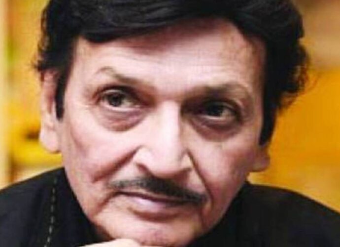‘অভিনয় শুরুর আগে নানা জায়গায় আমার আঁকা ছাপা হত’, এখনও রং-তুলির অভ্যাস আছে বিশ্বজিতের?