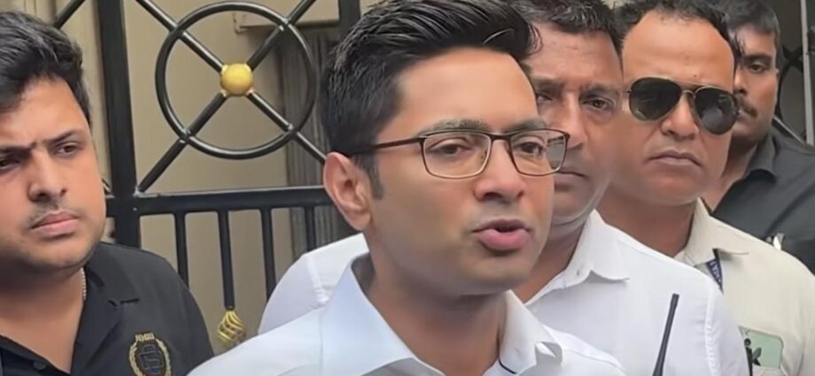 সই জাল-কাণ্ড: হাই কোর্টের নির্দেশে ভবানী ভবনে অভিষেক, সাড়ে ৫ ঘণ্টা জিজ্ঞাসাবাদের পর মুক্তি