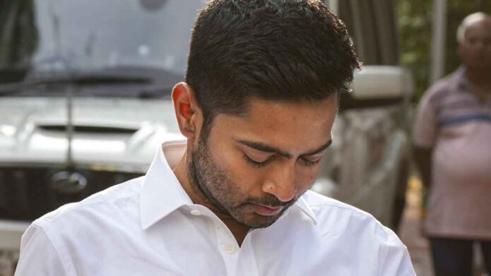 ডিজে মন্তব্য মামলা: অভিষেক বন্দ্যোপাধ্যায়ের কণ্ঠস্বরের নমুনা সংগ্রহের অনুমতি পেল সিআইডি ডিজে মন্তব্য মামলা: অভিষেক বন্দ্যোপাধ্যায়ের কণ্ঠস্বরের নমুনা সংগ্রহের অনুমতি পেল সিআইডি