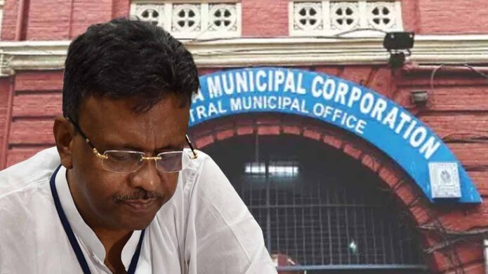 ভেঙে দেওয়া হল কলকাতার পুরবোর্ড! প্রশাসক বসাল রাজ্য, ফিরহাদের উত্তরসূরি বাছতেই পারল না তৃণমূল