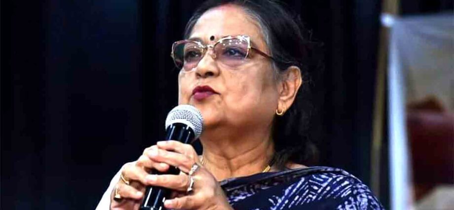 ‘লোকসভায় মহিলাদের নিয়ে আপত্তিকর কথাবার্তা’! এ বার কল্যাণকে বহিষ্কার করার দাবিতে স্পিকারকে চিঠি কাকলির ‘লোকসভায় মহিলাদের নিয়ে আপত্তিকর কথাবার্তা’! এ বার কল্যাণকে বহিষ্কার করার দাবিতে স্পিকারকে চিঠি কাকলির