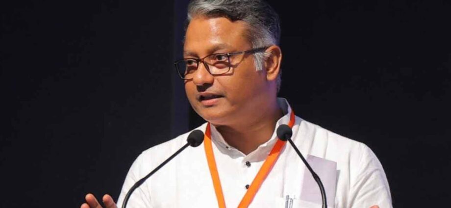 ‘স্যাঁটা গরম করে দেওয়া হবে’! মন্ত্রী জগন্নাথের হুঙ্কার নিয়ে হইচই, কোথা হইতে আসিয়াছে স্যাঁটা? খুঁজে দেখল আনন্দবাজার ডট কম
