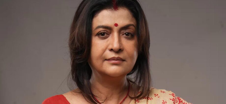 ‘দুই নৌকায় পা দিলে একটা ডুববেই’: রাজনীতি নিয়ে বিস্ফোরক দেবশ্রী রায়, নতুন সরকারকে ঘিরে আশাবাদী অভিনেত্রী