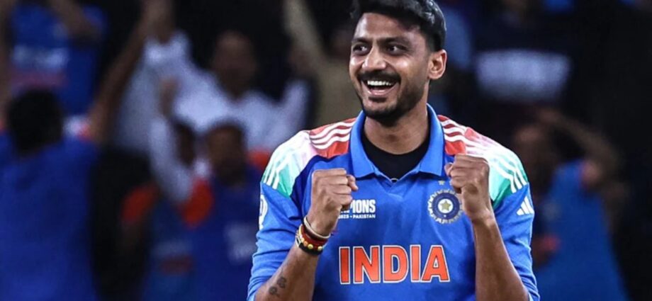 চা-শিঙাড়া ছেড়ে এখন ডায়েটে প্রোটিন শেক, নিজের ফিটনেস মন্ত্র ফাঁস করলেন অলরাউন্ডার অক্ষর প্যাটেল