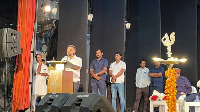 কলকাতা বইমেলার নিয়ন্ত্রণে বদলের ইঙ্গিত: গিল্ডের ‘একাধিপত্য’ ফুরনোর বার্তা রাজ্য বিজেপি সভাপতি শমীক ভট্টাচার্যের