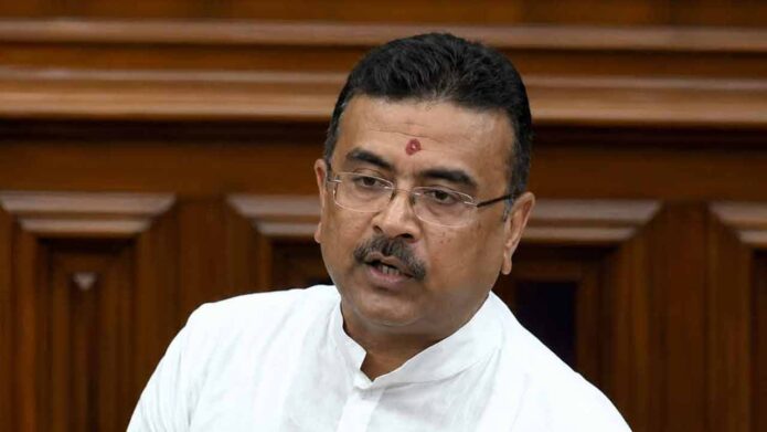 এক যুগ পর বিধানসভায় ২১ জুলাই তদন্ত কমিশনের রিপোর্ট পেশ: শুভেন্দুর তোপ মমতাকে, আড়াল করার বিস্ফোরক অভিযোগ এক যুগ পর বিধানসভায় ২১ জুলাই তদন্ত কমিশনের রিপোর্ট পেশ: শুভেন্দুর তোপ মমতাকে, আড়াল করার বিস্ফোরক অভিযোগ