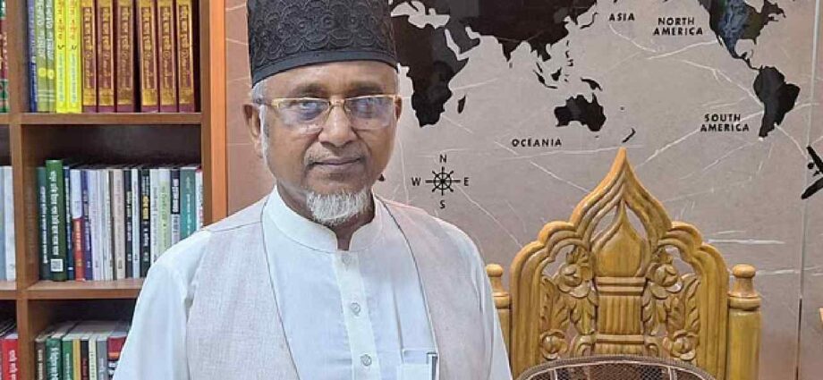 সমাজমাধ্যমে বিতর্কিত ভিডিও ফাঁস: বাংলাদেশ জামায়াতে ইসলামী থেকে বহিষ্কৃত সাংসদ গাজী নজরুল ইসলাম
