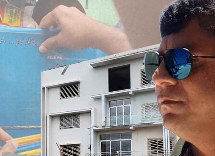 বীরভূমে সাড়ে ২৮ কোটি টাকা ও ১৫ কেজি সোনা উদ্ধার: দুবাই থেকে পাচারের সন্দেহ, মিনার মণ্ডল ৮ দিনের পুলিশি হেফাজতে বীরভূমে সাড়ে ২৮ কোটি টাকা ও ১৫ কেজি সোনা উদ্ধার: দুবাই থেকে পাচারের সন্দেহ, মিনার মণ্ডল ৮ দিনের পুলিশি হেফাজতে