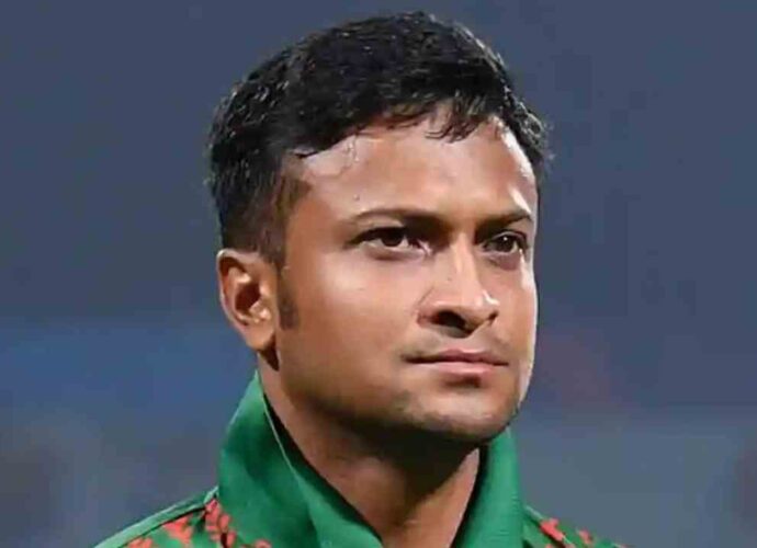 শেখ হাসিনার বার্তার পরেই মাগুরায় শাকিব আল হাসানের বাড়িতে হামলা, আগুন দেওয়ার চেষ্টা শেখ হাসিনার বার্তার পরেই মাগুরায় শাকিব আল হাসানের বাড়িতে হামলা, আগুন দেওয়ার চেষ্টা