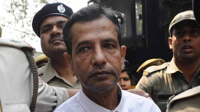 সারদা মামলা: দীর্ঘ ১৩ বছর পর অবশেষে জেলমুক্তির পথে সারদাকর্তা সুদীপ্ত সেন সারদা মামলা: দীর্ঘ ১৩ বছর পর অবশেষে জেলমুক্তির পথে সারদাকর্তা সুদীপ্ত সেন