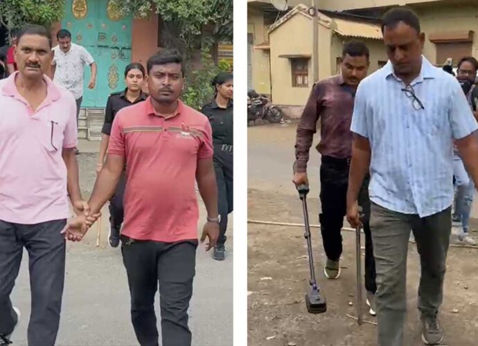 বীরভূমে পাথর ব্যবসায়ী টুলু মণ্ডলের বিরুদ্ধে তদন্ত জোরদার: পাড়ুই থেকে শ্যালকের ম্যানেজার আটক, হাই কোর্টে রক্ষাকবচ চাইলেন ‘পাথরসম্রাট’ বীরভূমে পাথর ব্যবসায়ী টুলু মণ্ডলের বিরুদ্ধে তদন্ত জোরদার: পাড়ুই থেকে শ্যালকের ম্যানেজার আটক, হাই কোর্টে রক্ষাকবচ চাইলেন ‘পাথরসম্রাট’