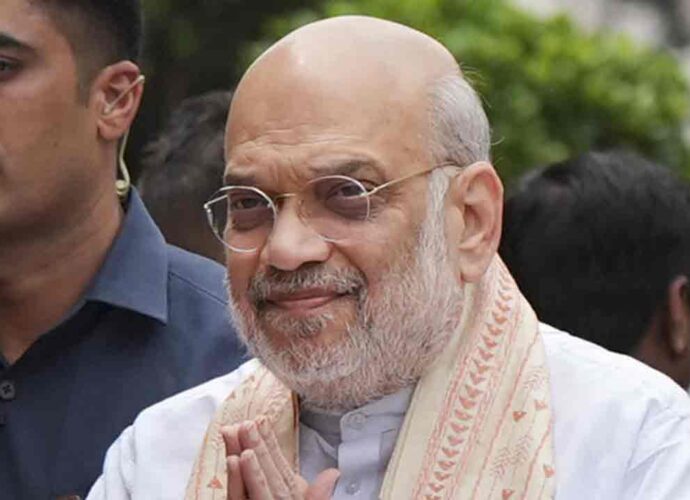 শিলিগুড়িতে কেন্দ্রীয় স্বরাষ্ট্রমন্ত্রী অমিত শাহ: সীমান্ত নিরাপত্তা ও পাহাড়ের সমস্যা নিয়ে একাধিক গুরুত্বপূর্ণ বৈঠক