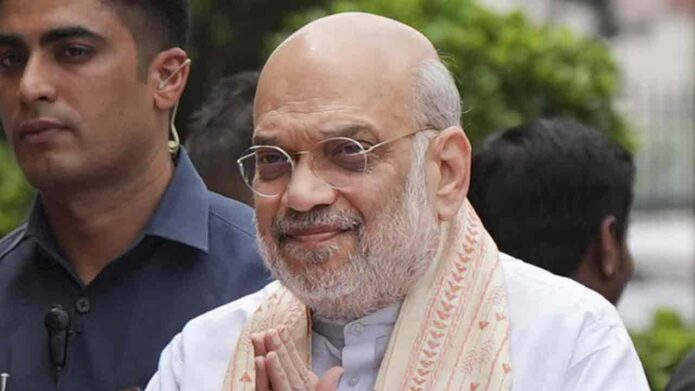 শিলিগুড়িতে কেন্দ্রীয় স্বরাষ্ট্রমন্ত্রী অমিত শাহ: সীমান্ত নিরাপত্তা ও পাহাড়ের সমস্যা নিয়ে একাধিক গুরুত্বপূর্ণ বৈঠক শিলিগুড়িতে কেন্দ্রীয় স্বরাষ্ট্রমন্ত্রী অমিত শাহ: সীমান্ত নিরাপত্তা ও পাহাড়ের সমস্যা নিয়ে একাধিক গুরুত্বপূর্ণ বৈঠক
