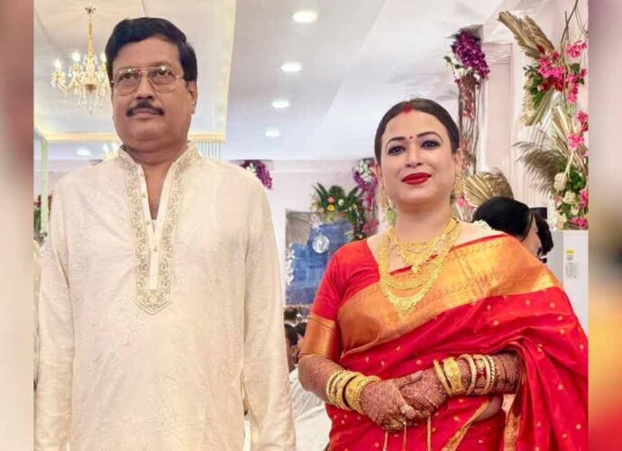 ‘বান্ধবীর’ বাড়িতে মিলেছিল কেজি কেজি সোনা! ইডির নজরে এ বার সব্যসাচীর কোটি কোটির সম্পত্তি, ফ্রিজ় ১৫০টি অ্যাকাউন্ট