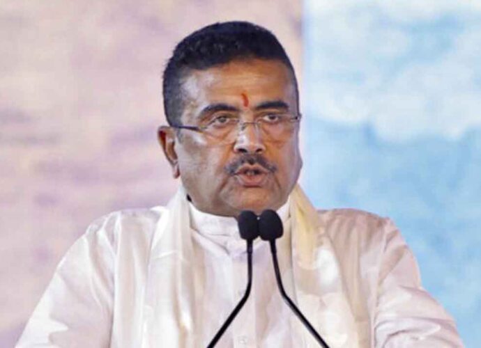 রাজ্যে শিল্পায়নের জোয়ার: এলঅ্যান্ডটির দু’টি প্রকল্প ও আদানির হাসপাতালের প্রস্তাব নিয়ে বড় ঘোষণা মুখ্যমন্ত্রীর রাজ্যে শিল্পায়নের জোয়ার: এলঅ্যান্ডটির দু’টি প্রকল্প ও আদানির হাসপাতালের প্রস্তাব নিয়ে বড় ঘোষণা মুখ্যমন্ত্রীর