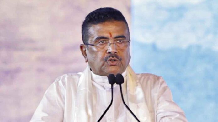 রাজ্যে শিল্পায়নের জোয়ার: এলঅ্যান্ডটির দু’টি প্রকল্প ও আদানির হাসপাতালের প্রস্তাব নিয়ে বড় ঘোষণা মুখ্যমন্ত্রীর রাজ্যে শিল্পায়নের জোয়ার: এলঅ্যান্ডটির দু’টি প্রকল্প ও আদানির হাসপাতালের প্রস্তাব নিয়ে বড় ঘোষণা মুখ্যমন্ত্রীর