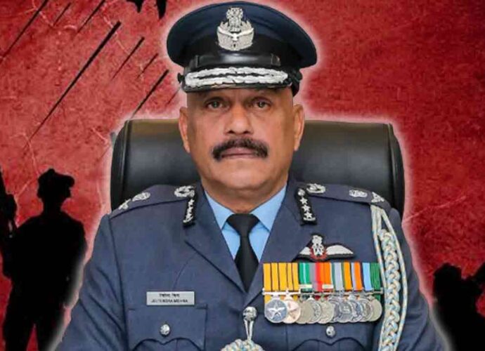 এস-৪০০ এর অবস্থান জানতে মরিয়া হয়ে গুপ্তচর নিয়োগ করেছিল পাকিস্তান: ফাঁস করলেন এয়ার মার্শাল জিতেন্দ্র মিশ্র