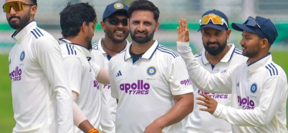 নিউজিল্যান্ড সিরিজকে সামনে রেখে বড় পদক্ষেপ: কাউন্টি খেলতে ইংল্যান্ডে পাঠানো হচ্ছে পেসার আকিব নবিকে নিউজিল্যান্ড সিরিজকে সামনে রেখে বড় পদক্ষেপ: কাউন্টি খেলতে ইংল্যান্ডে পাঠানো হচ্ছে পেসার আকিব নবিকে