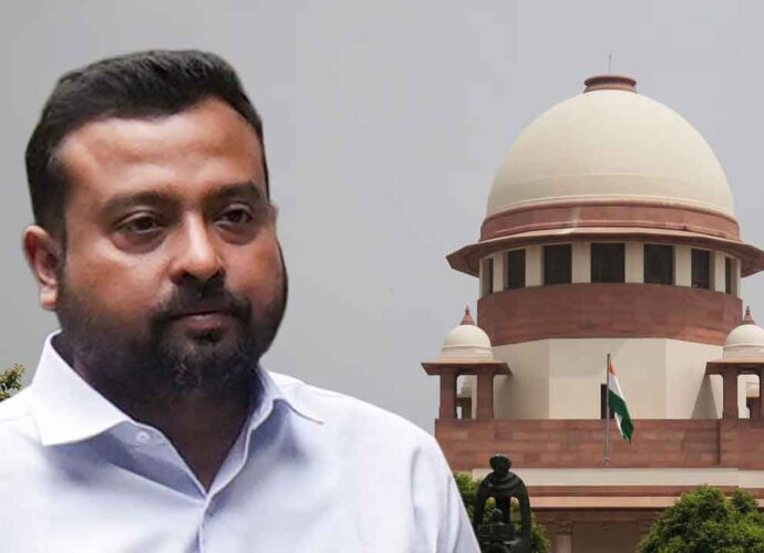 শালবনি জমি দুর্নীতি মামলা: সুপ্রিম কোর্টের নির্দেশে গ্রেফতার অভিষেক বন্দ্যোপাধ্যায়ের পিএ সুমিত রায় শালবনি জমি দুর্নীতি মামলা: সুপ্রিম কোর্টের নির্দেশে গ্রেফতার অভিষেক বন্দ্যোপাধ্যায়ের পিএ সুমিত রায়