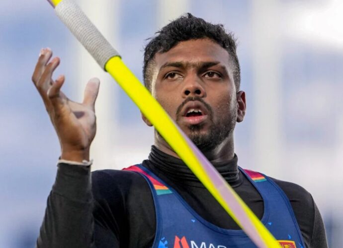 এশিয়ান গেমসের আগে বিপাকে শ্রীলঙ্কার জ্যাভলিন থ্রোয়ার রুমেশ পাথিরাগে, বিমানের ভুলে ক্ষতিগ্রস্ত প্রিয় জ্যাভলিন এশিয়ান গেমসের আগে বিপাকে শ্রীলঙ্কার জ্যাভলিন থ্রোয়ার রুমেশ পাথিরাগে, বিমানের ভুলে ক্ষতিগ্রস্ত প্রিয় জ্যাভলিন