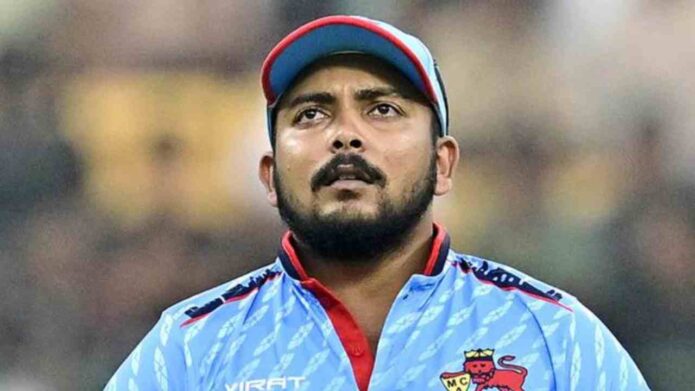প্রতিশ্রুতির শিখর থেকে অন্ধকারে: ভারতীয় ক্রিকেট থেকে ক্রমশ হারিয়ে যাচ্ছেন পৃথ্বীশ