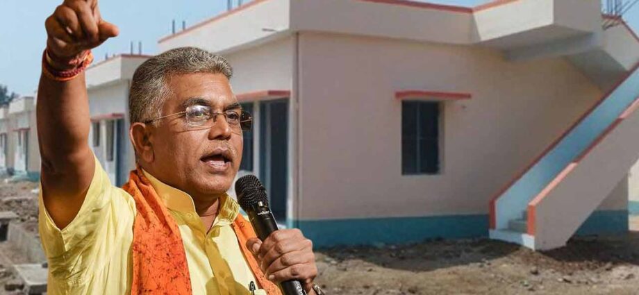 আবাস যোজনায় দুর্নীতির বিরুদ্ধে কঠোর ব্যবস্থা, ‘অযোগ্যদের’ টাকা ফেরতের নির্দেশে কোচবিহারে সরব পঞ্চায়েতমন্ত্রী আবাস যোজনায় দুর্নীতির বিরুদ্ধে কঠোর ব্যবস্থা, ‘অযোগ্যদের’ টাকা ফেরতের নির্দেশে কোচবিহারে সরব পঞ্চায়েতমন্ত্রী